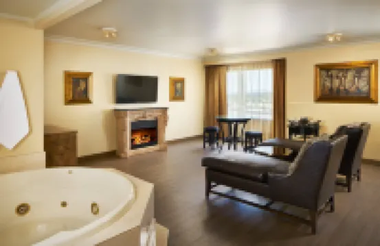 The Davenport Tower, Autograph Collection