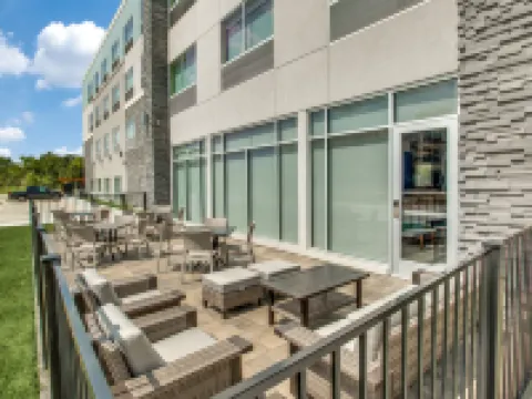 Holiday Inn Express & Suites DENTON SOUTH by IHG Hotel di Denton