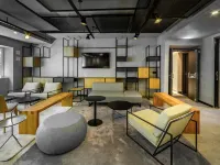 Ibis Porto Centro Mercado Do Bolhao Отели рядом с достопримечательностью «Санто-Ильдефонсо»