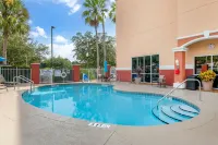 Comfort Suites the Villages - piscine