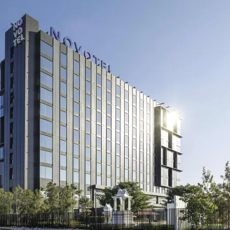 Novotel Bangkok Future Park Rangsit Отели рядом с достопримечательностью «Тайский Королевский Монетный Двор»