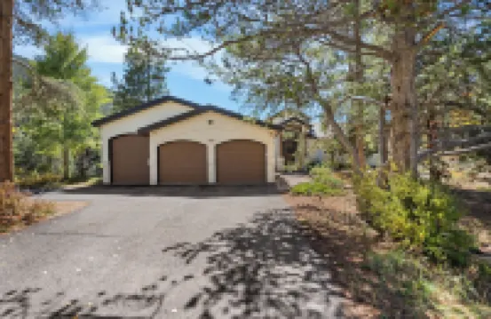 Luxury Keystone Riverfront House w/ Hot Tub, Mountain Views, Golf & Ski Access