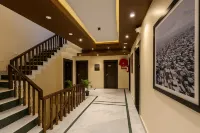 Hotel Royal Plaza Hotels in Srinagar