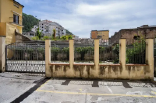 Giselle Apartments Maiori - Amalfi Coast "Casa Papaveri"