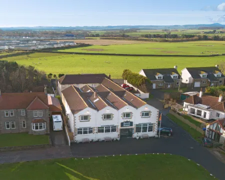 CBH Beach House Hotel Hotels in Seahouses