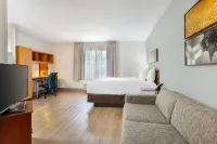 MainStay Suites Tampa Moffitt-USF Hotels in Temple Terrace