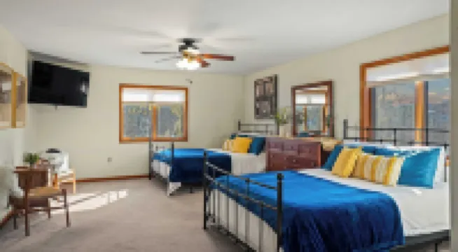 Entertainers Home w Deck Game Room Hot Tub Lake View Retreat by AvantStay