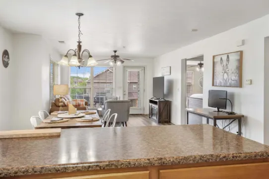 Retreat at PAR Lane - Family Friendly Condo