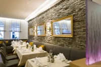 Hotel & Restaurant Goldener Pflug - breakfast