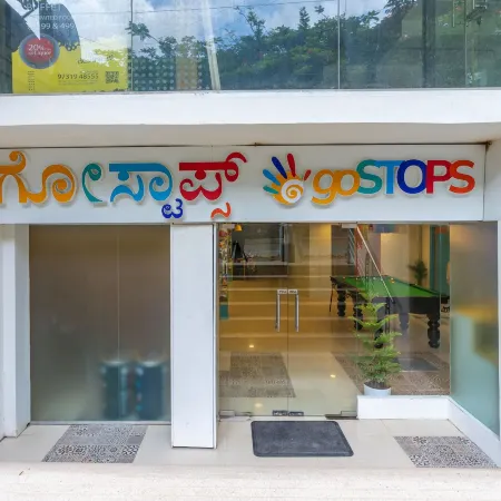 Gostops Bengaluru, Jayanagar - Private Rooms & Dorms Отели рядом с достопримечательностью «Торговый квартал Ганди-Базар»