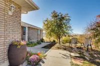 Near Sevier Valley Center: Aurora Home w/ Views! - parking