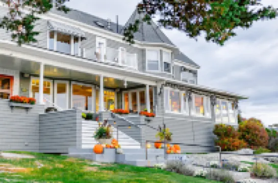 Cape Arundel Inn and Resort Hotels in Kennebunkport