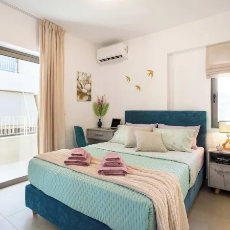Artemis Sky Suite - Sea Escape With Mountain View