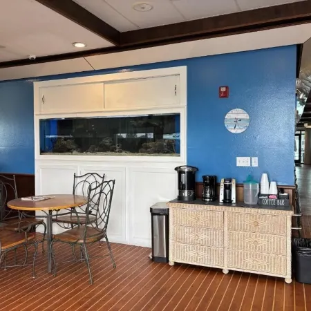 Georgian Inn Beach Club