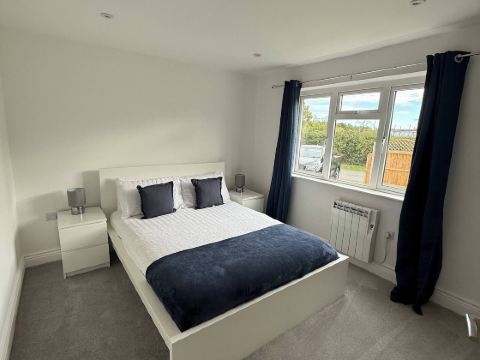 Charming Bungalow in Picturesque Silton Village