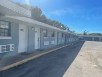 Western Skies Motel Hotels in Seagoville