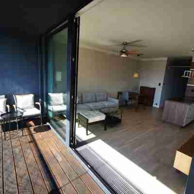 Free Parking Modern Smichov Apt Large Balcony, 10 minutes metro to central Others