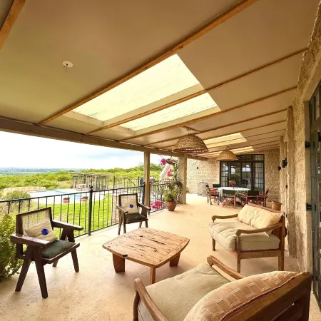 Eco 5 Bedroom 5 Bathroom Nanyuki Farm Villa - 2328