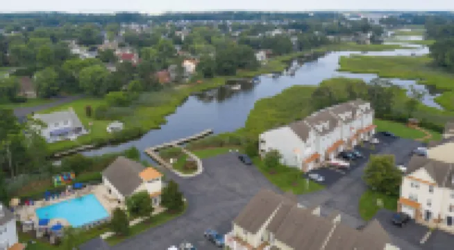 クリークサイド ゲッタウェイ ステイ フォー 8