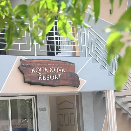 Aqua Nova Resort Отели рядом с достопримечательностью «Алибаг Бич»