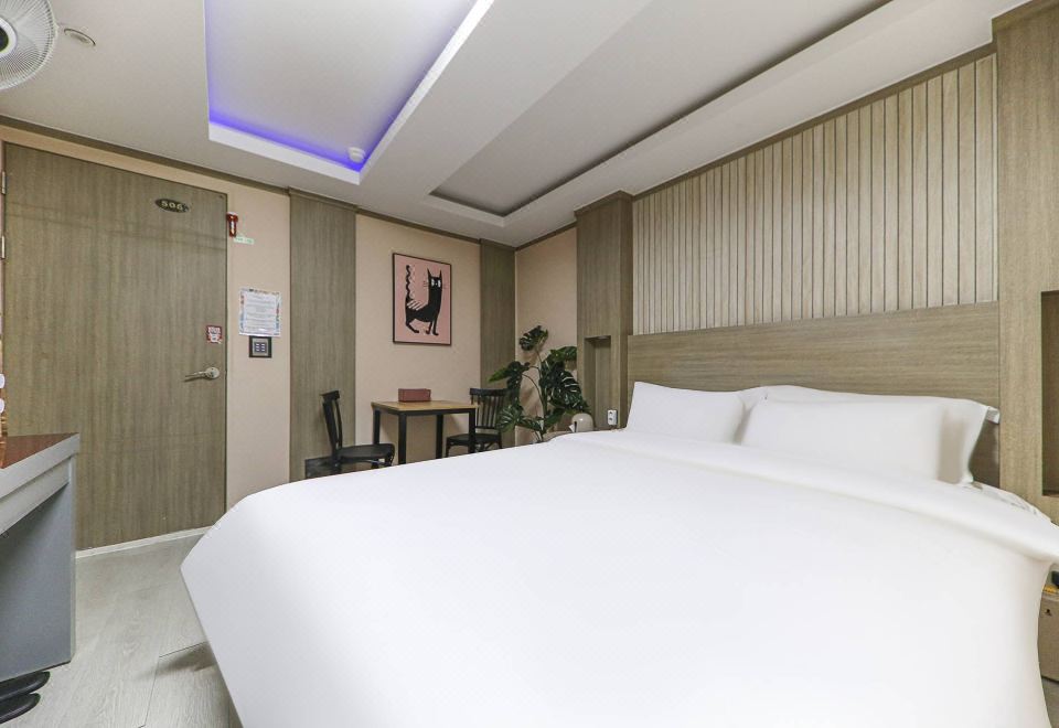 숙소 로비 및 공용 시설