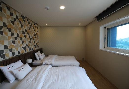 남원 요천변 산책로 전경