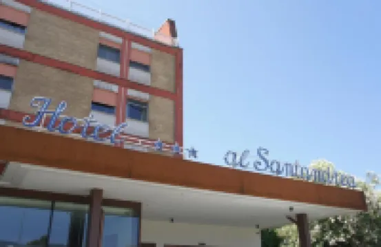 奧聖安德烈亞酒店 薩爾扎納酒店