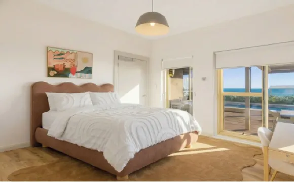 Glenelg Beach House With Private Beachfront Pool