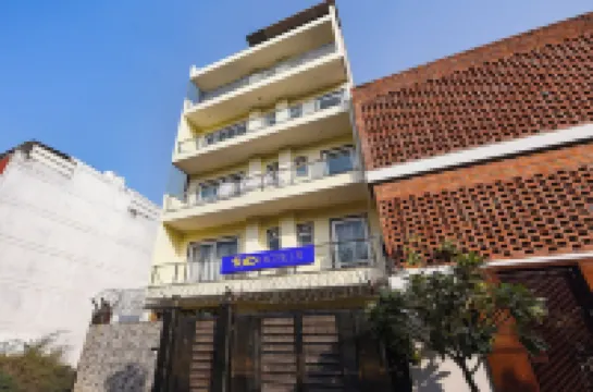 FabHotel Ostan Stayz