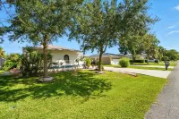 Boaters Dream Pool Spa Dock Walking Biking - Boutique
