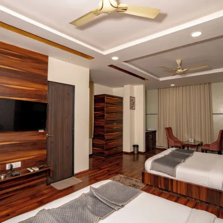 Hotel Sawamani and Restaurant