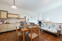 Charming la Gelosia Few Min from Lake - Happy Rentals - Balkoner