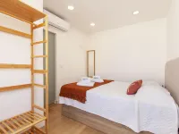 B93 - Miralvor 2 Bed Apartment in Alvor Hotels in Alvor