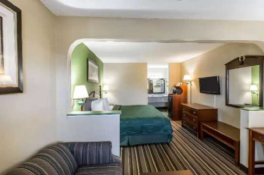 Quality Inn & Suites Macon North