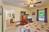 Beech Mountain Home w/ Covered Deck, Near Skiing! - 3-Star