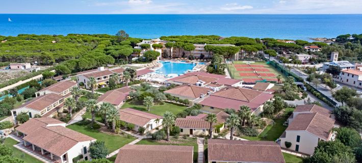 Tirreno Resort Hotels in Orosei
