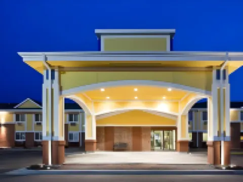 Fargo Inn and Suites