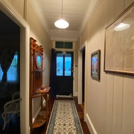 Awen Cottage - Where Heritage meets the heart of Tenterfield