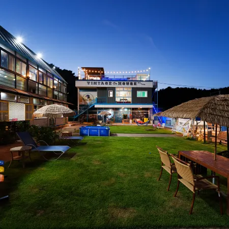 Yangyang Vintage House Pension