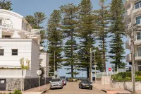 Manly Beach Guesthouse