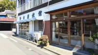 Suzukiya Ryokan - Homestays