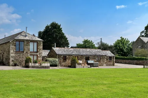 Countryside Cottage With Private hot Tub, No Deposit - 4 stjerner