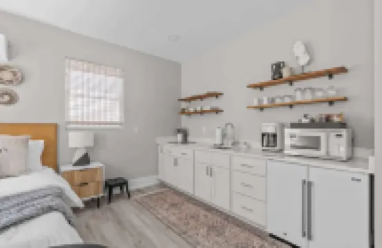 Sleek City Studio Escape