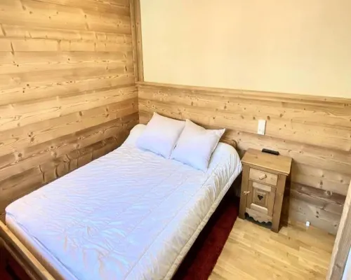 Apartment in French Alps near Ski Lifts Hotels in Venosc