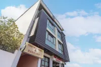 Treebo Saumendra Residency
