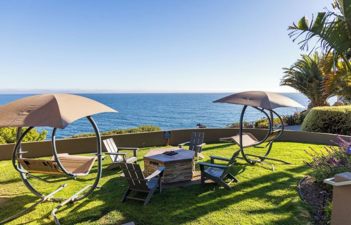 Inn at the Cove