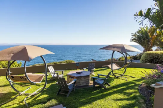 Inn at the Cove