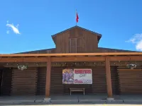 トラッパーズ イン & キャンプグラウンド