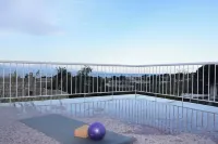 Stunning Seaview Apartment