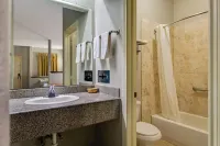 Executive Inn & Suites